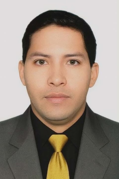 Dr. Miguel Leonardo Gamarra Quiroz